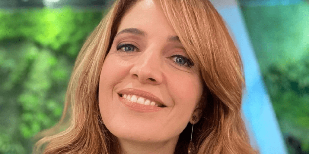 Muito recatada, Poliana Abritta, do Fantástico, vive relação com jornalista que também é da Globo
