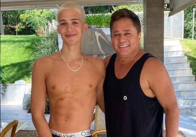 Pai e filho, Leonardo e João Guilherme já deram diversas declarações polêmicas na internet - Foto Reprodução