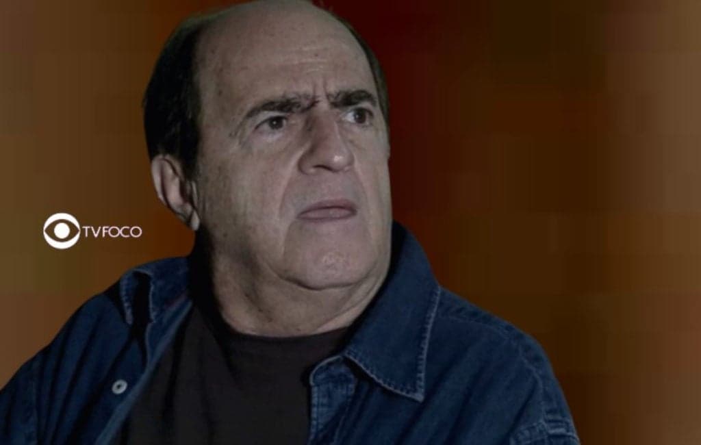 A Favorita - Silveirinha morre no final? Mordomo é atingido em cheio após traição