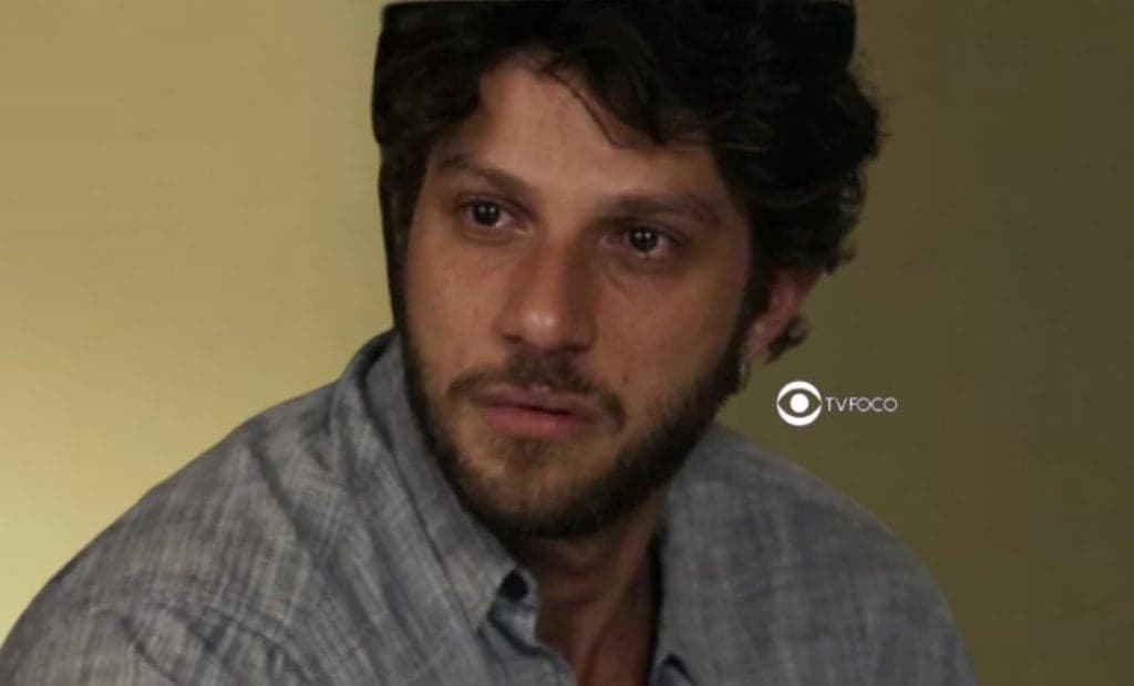 Travessia - Ari descobre plano maligno que envolve ameaça de morte e toma atitude bombástica: "Dor na alma"