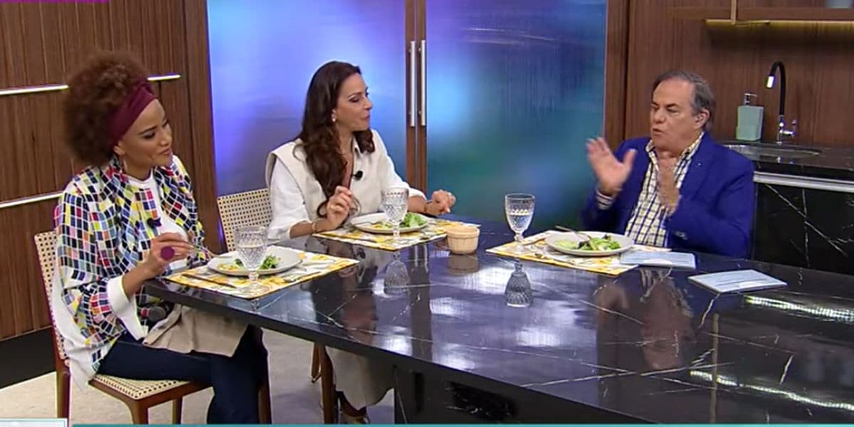 Exclusivo: Programa de Ronnie Von tem mal estar com cantora que é cortada; apresentador ficou chateado