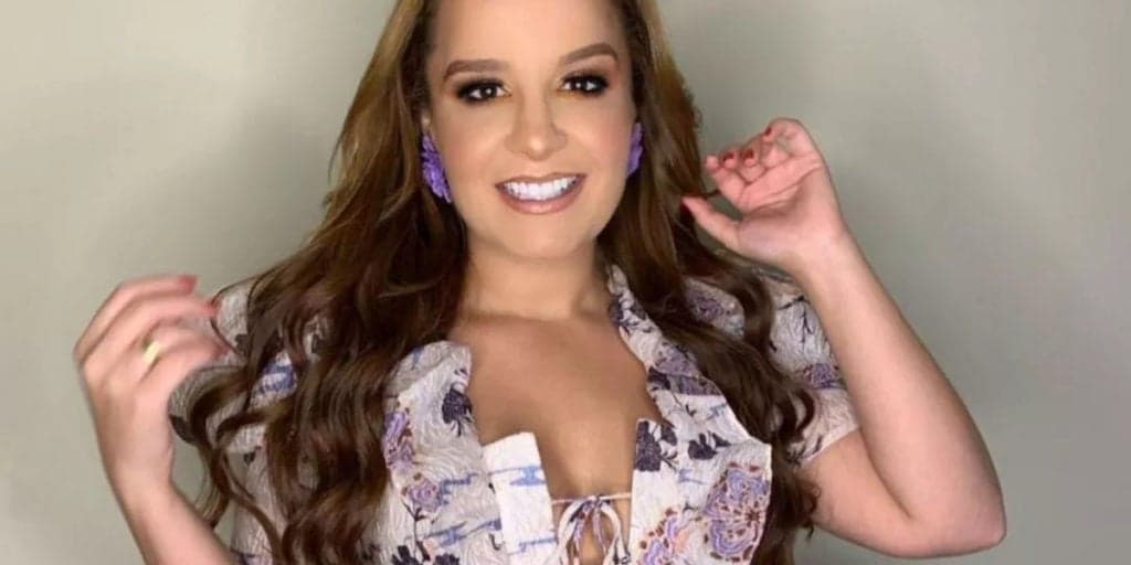 Maiara, dupla de Maraisa, surge com pulso roxo, preocupa fãs e motivo é confirmado