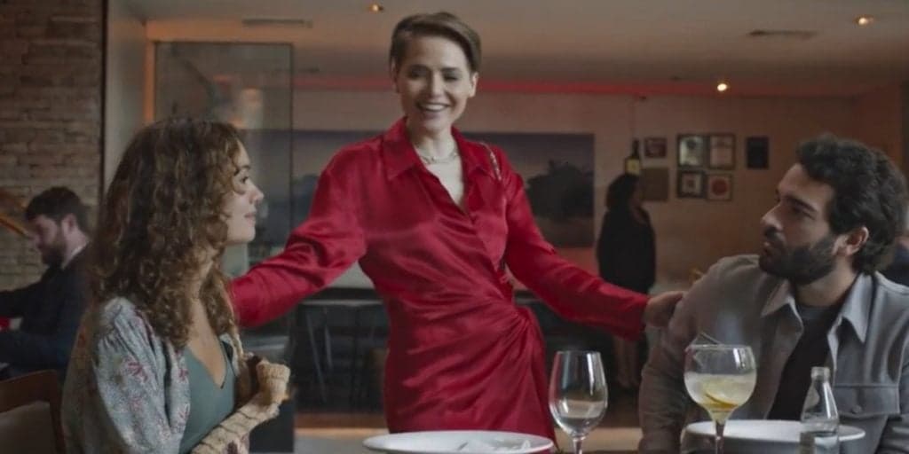 Todas as Flores - Vanessa vira o Diabo e causa o inferno entre Maíra e Rafael: "invejosa e ardilosa"