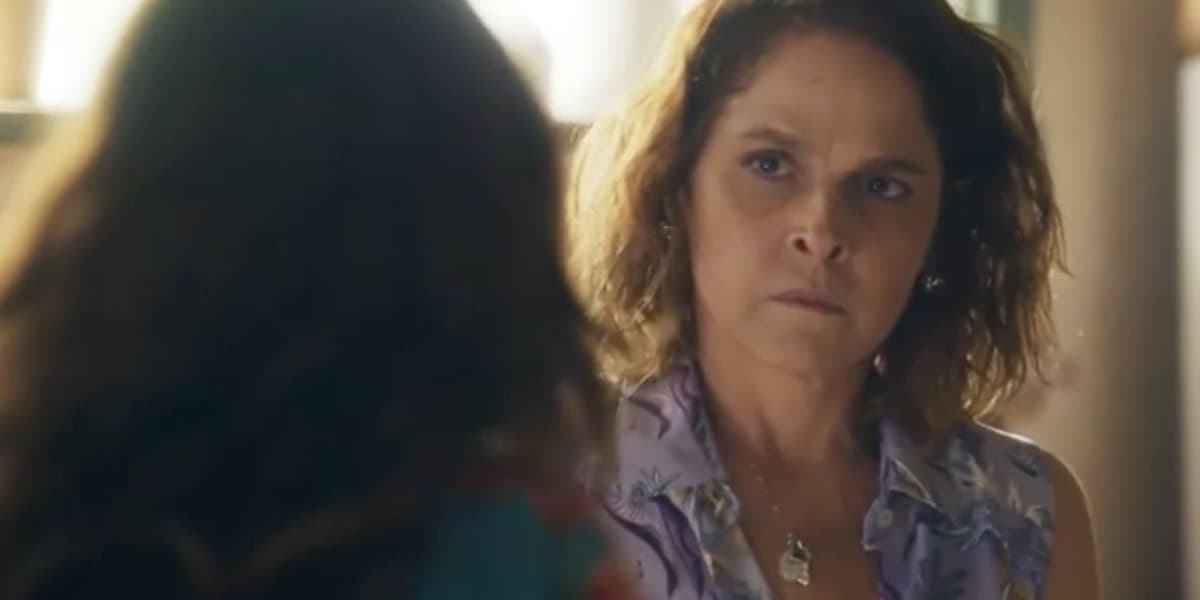 http://tvfoco.uai.com.br/wp-content/uploads/2015/05/Daniela-Mercury.jpg