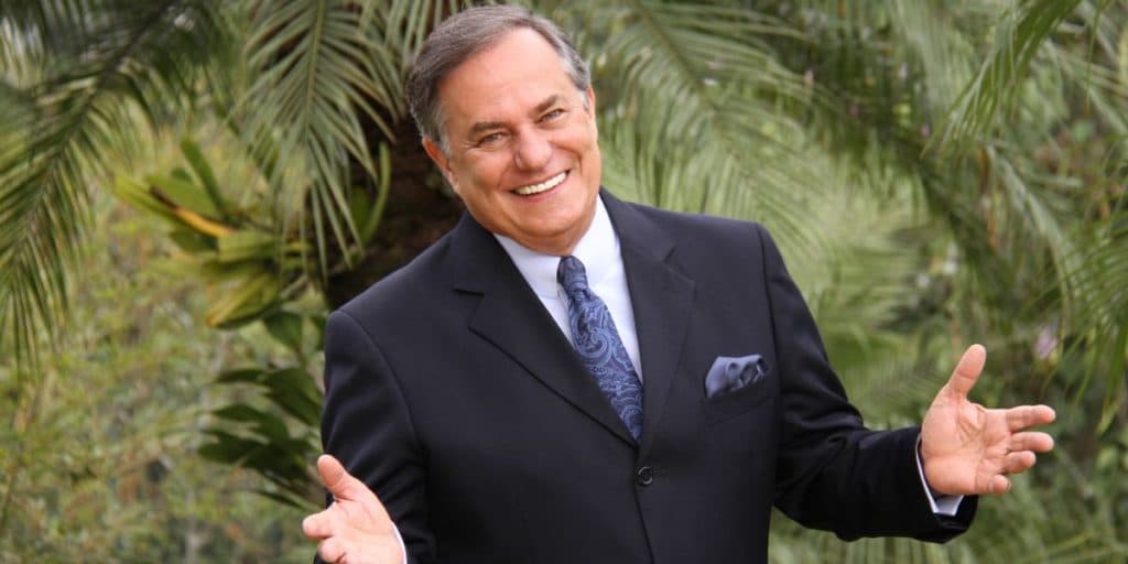 Exclusivo: Programa de Ronnie Von tem mal estar com cantora, que é cortada; apresentador ficou chateado
