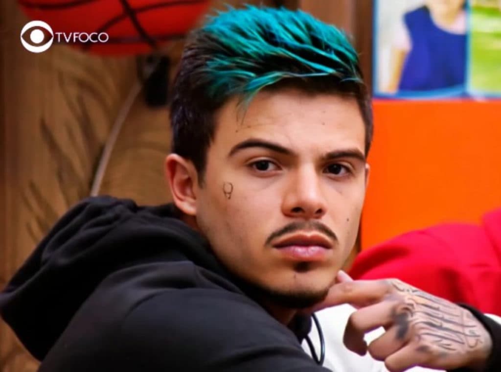 A Fazenda 14 - Jogou a toalha? Equipe de Thomaz acata decisão do peão e desiste de puxar mutirão