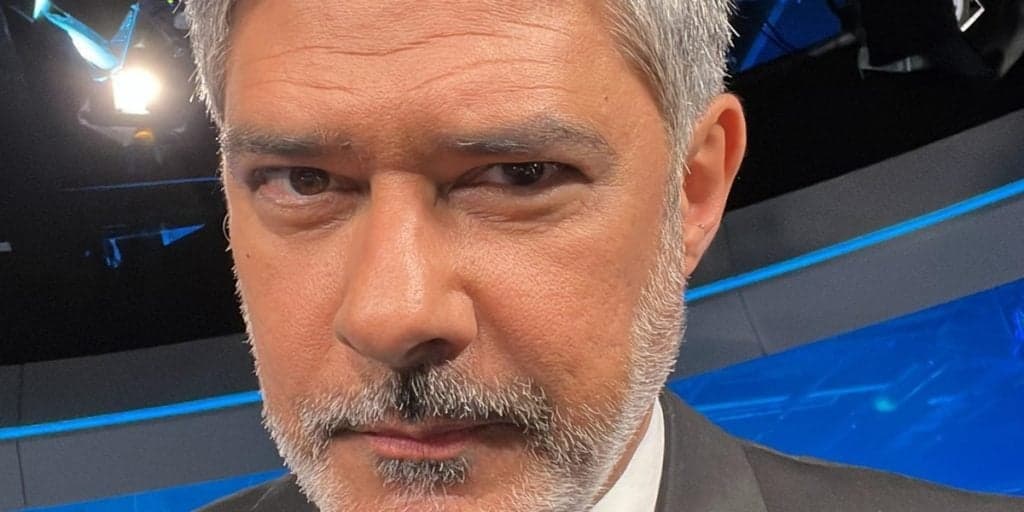 Como William Bonner deu a notícia mais difícil da vida dele no "JN" e não conseguiu nem segurar o choro