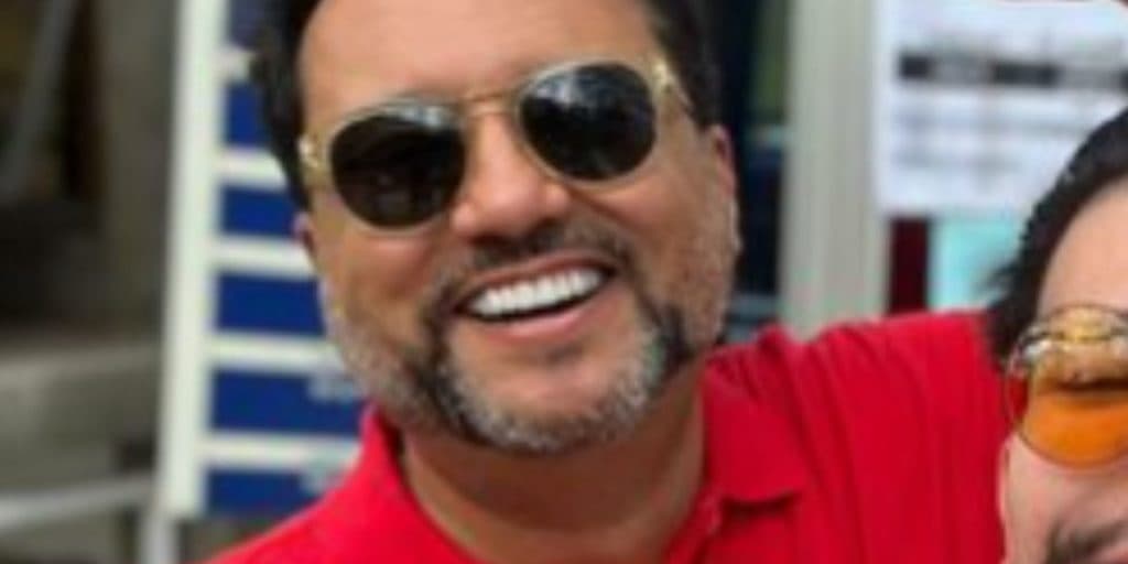 Geraldo Luís mostra que filho cresceu, ficou a cara de Silvio Santos e é considerado um dos mais lindos