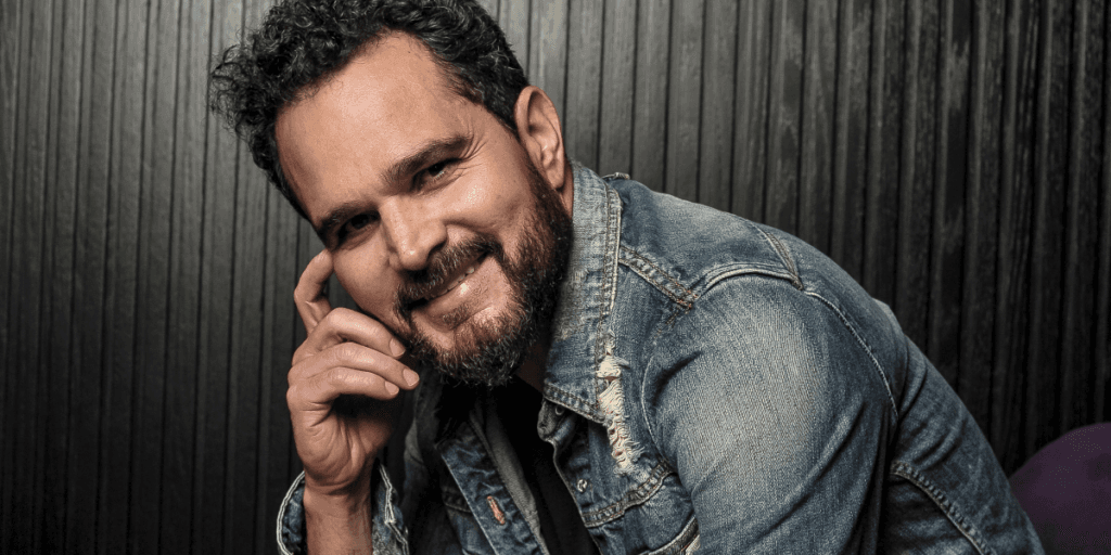 Luciano Camargo revela situação em camarim e diz o que faz antes de todo show: "Só pra ficar curtindo"