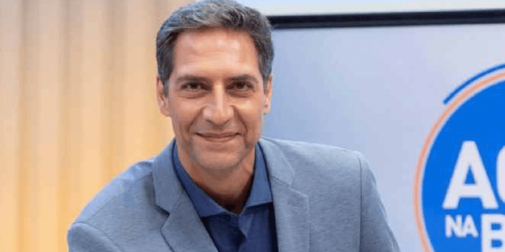 Urgente: Luís Ernesto Lacombe, uma das estrelas da RedeTV, é demitido da emissora
