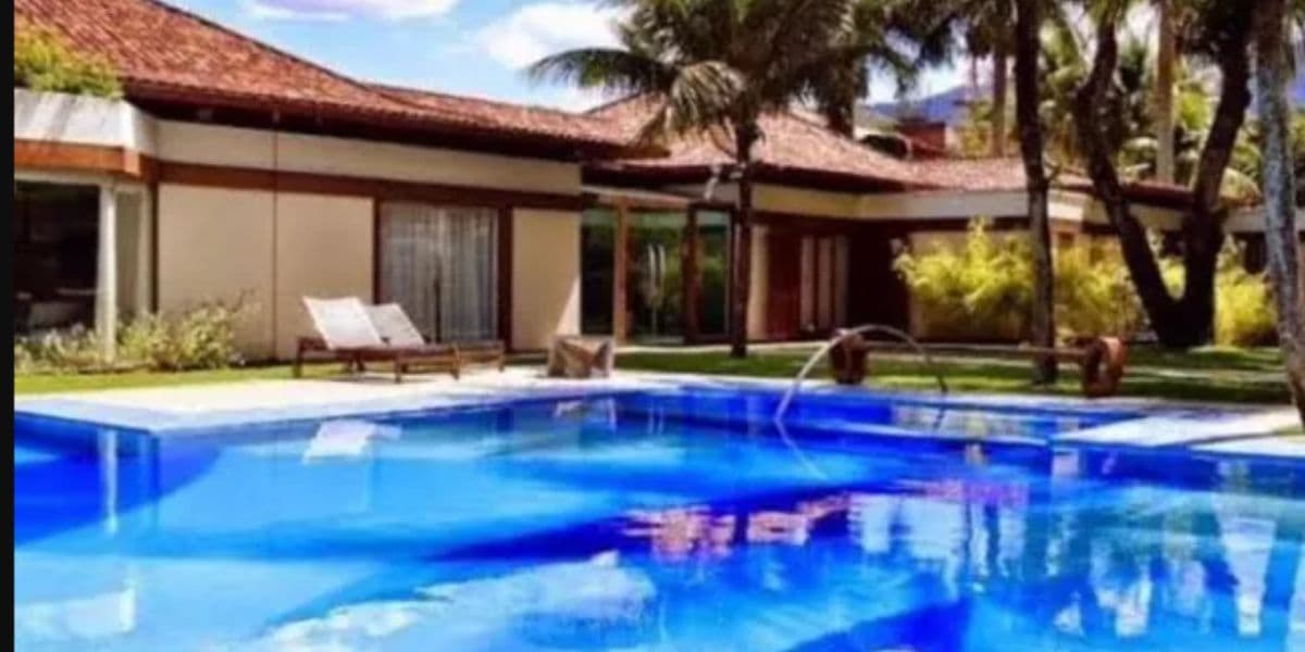 Mansão de Claudia Raia que Neymar comprou