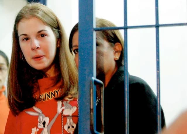Foi divulgada carta psicografada macabra dos pais de Suzane Von Richthofen que fizeram alerta final sobre a filha - Foto Reprodução Foi divulgada carta psicografada macabra dos pais de Suzane Von Richthofen que fizeram alerta final sobre a filha - Foto Reprodução