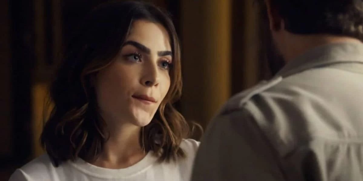 Chiara em cena da novela Travessia
