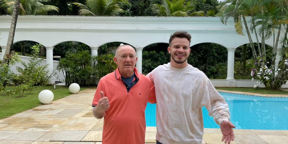 Renato Aragão está se desfazenda da mansão em que vive no Recreio dos Bandeirantes, no Rio de Janeiro (Foto: Reprodução / Instagram) Renato Aragão está se desfazenda da mansão em que vive no Recreio dos Bandeirantes, no Rio de Janeiro (Foto: Reprodução / Instagram)