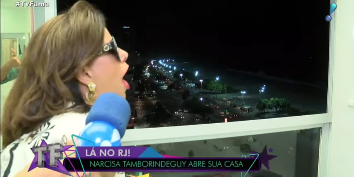 A casa de Narcisa tem uma bela vista para a orla de Copacabana (Reprodução: RedeTV!) 