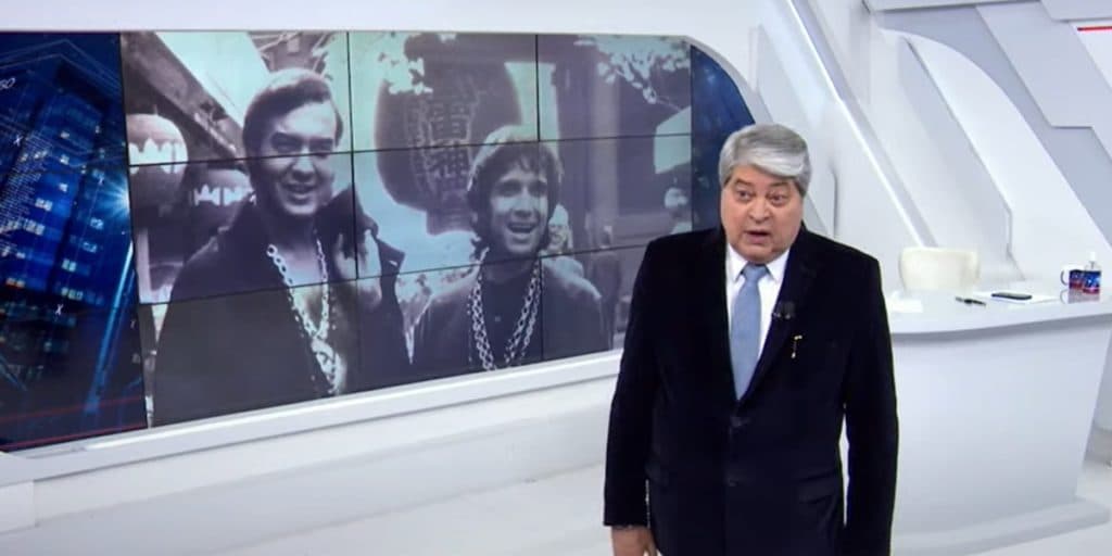 “Ele teve”, Datena abre com pior notícia do dia e fala de Roberto Carlos ao público, após morte de Erasmo