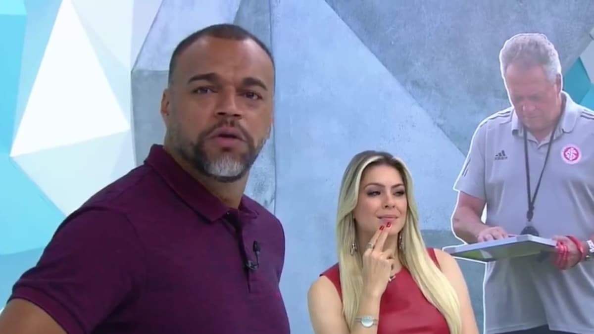 Denílson e Renata Fan tem longa parceria no Jogo Aberto (Reprodução/ Band) Denílson e Renata Fan tem longa parceria no Jogo Aberto (Reprodução/ Band)