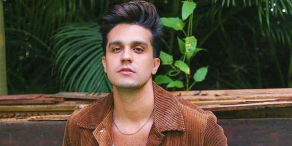 Luan Santana terminou romance com namorada e deixou país desacreditado ao revelar o que ela fez com ele