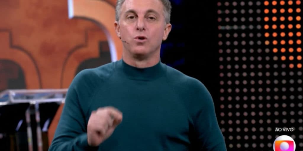Luciano Huck diz o que Angélica faz durante a madrugada e ele confessa ao público: “Eu não acredito”