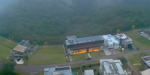 Casa de Neymar em Aphaville (Foto: Divulgação)