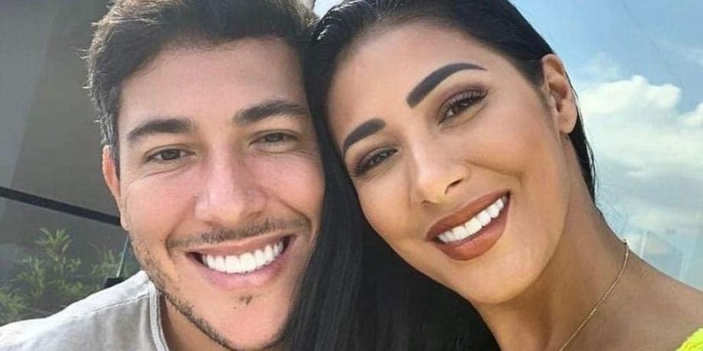 Simaria, após chamar marido de Simone de “anão”, se afasta da mãe e do irmão, toma nova atitude e causa choque