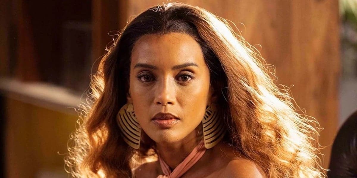 http://tvfoco.uai.com.br/wp-content/uploads/2015/05/Daniela-Mercury.jpg