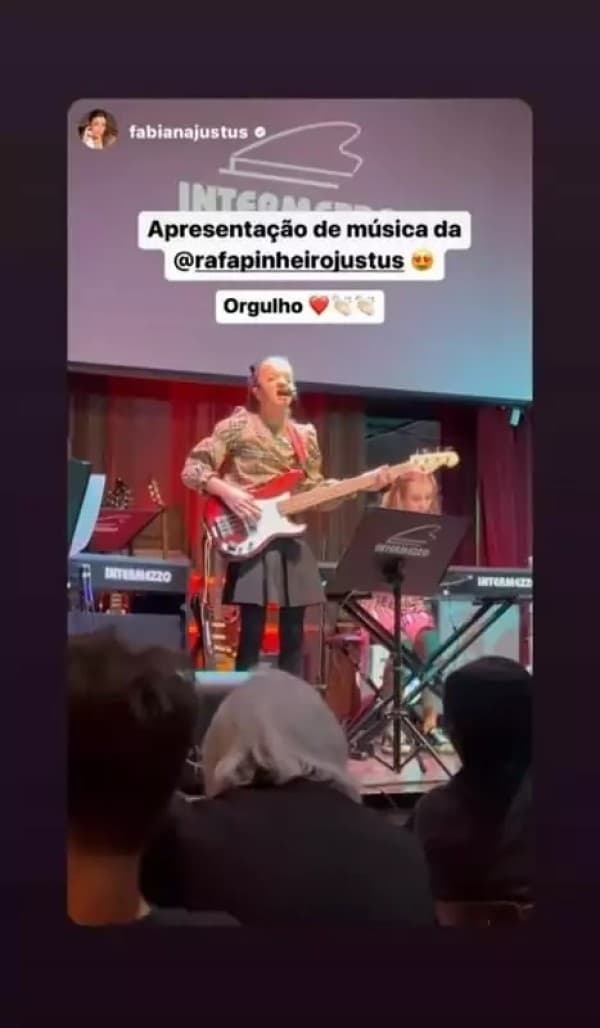 Rafaella Justus em apresentação musical (Foto: Reprodução/Instagram)