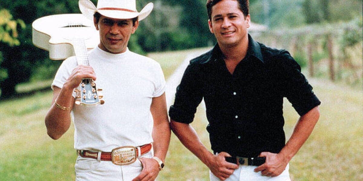 Leandro e Leonardo na década de 90 (Foto Reprodução/Internet) Leandro e Leonardo na década de 90 (Foto Reprodução/Internet)