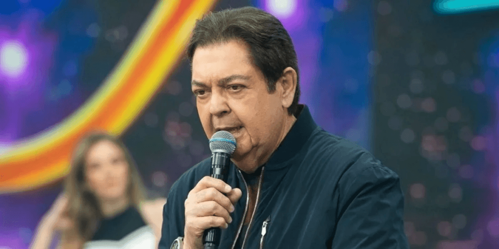 Famoso entrega questionamento que recebeu de Faustão na sua casa: "Me perguntando se deveria"