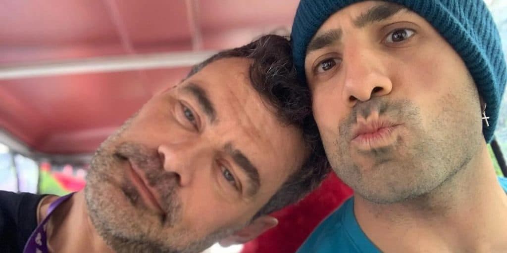 Atores da Globo passam por teste gay, um aperta parte íntima do outro e galã rebate: “Sou casado”