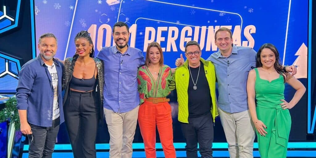 Catia Fonseca participa de programa no “1001 Perguntas” sob o comando de Zeca Camargo