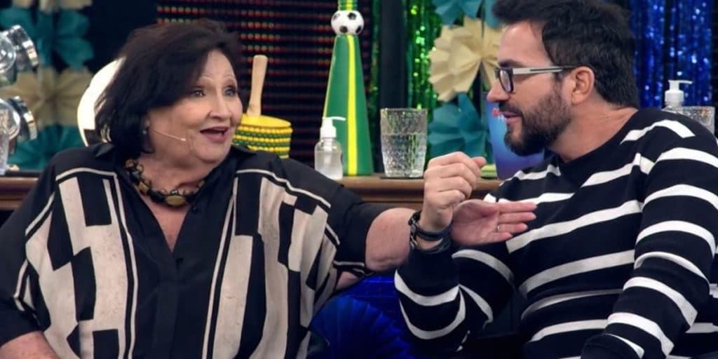 Abandono de palco, distância e 'mentirosa': Padre Fábio de Melo e Dona Déa causam no Domingão