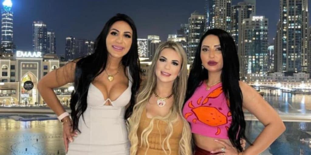 Irmãs de Deolane Bezerra são acusadas de enganar 'manifestantes' e farsa com dinheiro é exposta