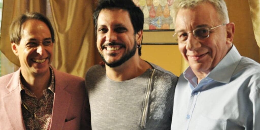 Ator de A Grande Família, bem discreto, é gay e acabou tendo até casamento com relacionamento aberto exposto