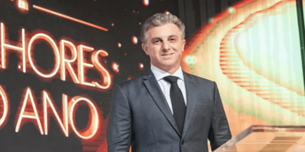 Huck faz pergunta indiscreta à famoso e recebe resposta que o Brasil não esperava: "Casados há 8 anos"