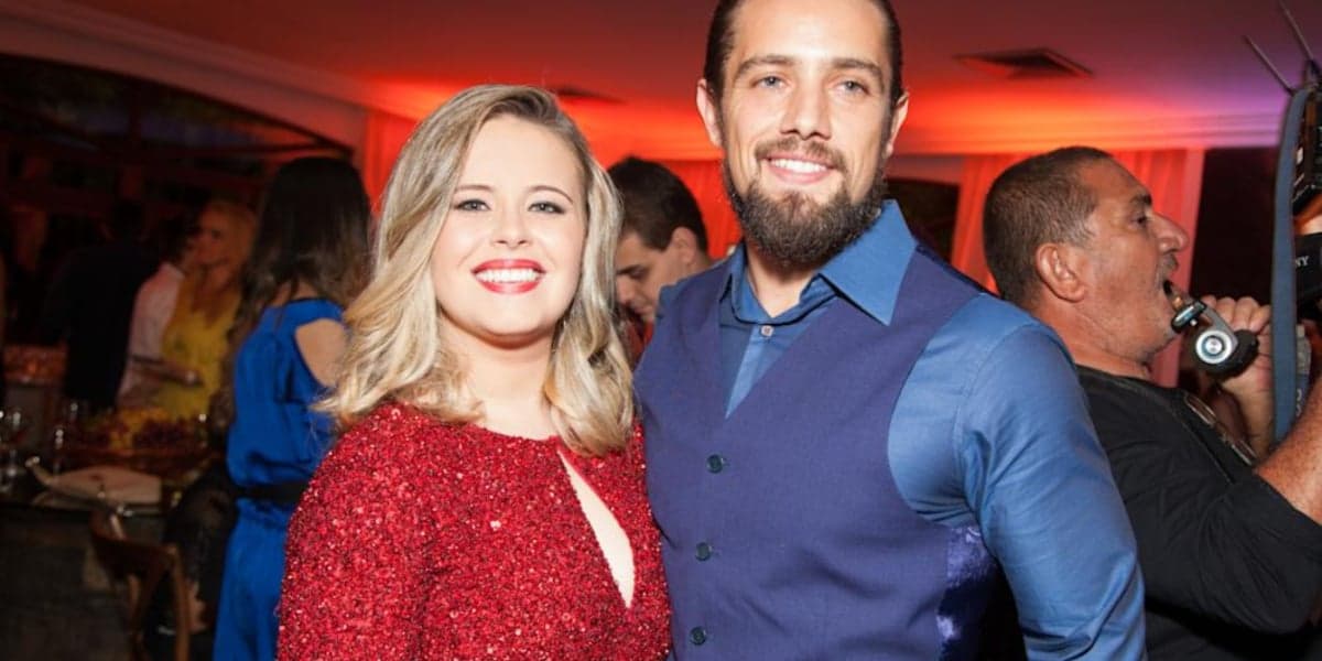 Rafael Cardoso e Mariana Bridi terminaram o casamento após 15 anos juntos (Foto: Reprodução)