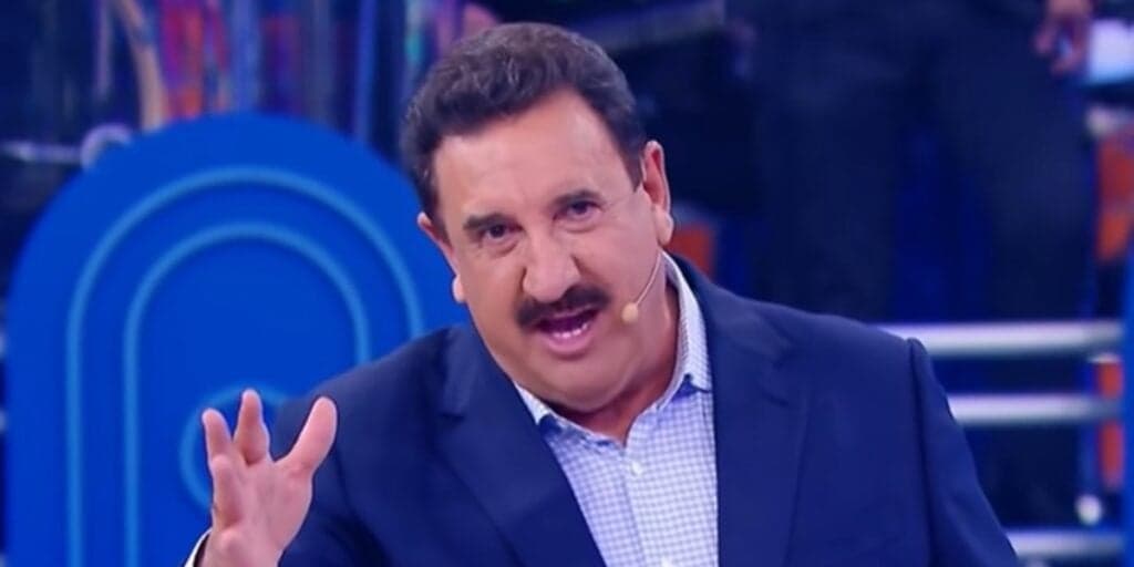 Ratinho foi sincero ao falar sobre braço direito que não se deu bem após ter assinado com outro canal