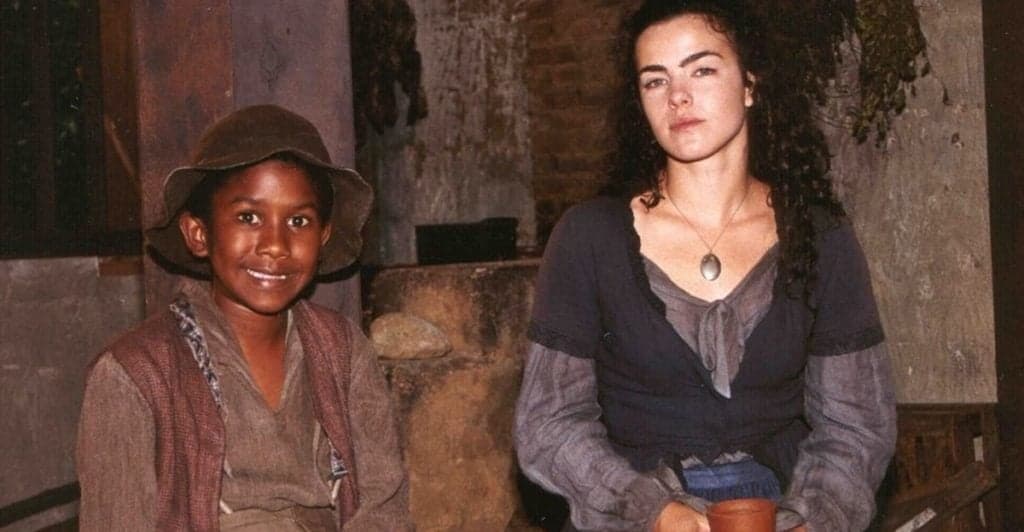 Tiziu, fiel escudeiro de Ana Paula Arósio em Terra Nostra, cresceu, já é pai e está um homão gato hoje