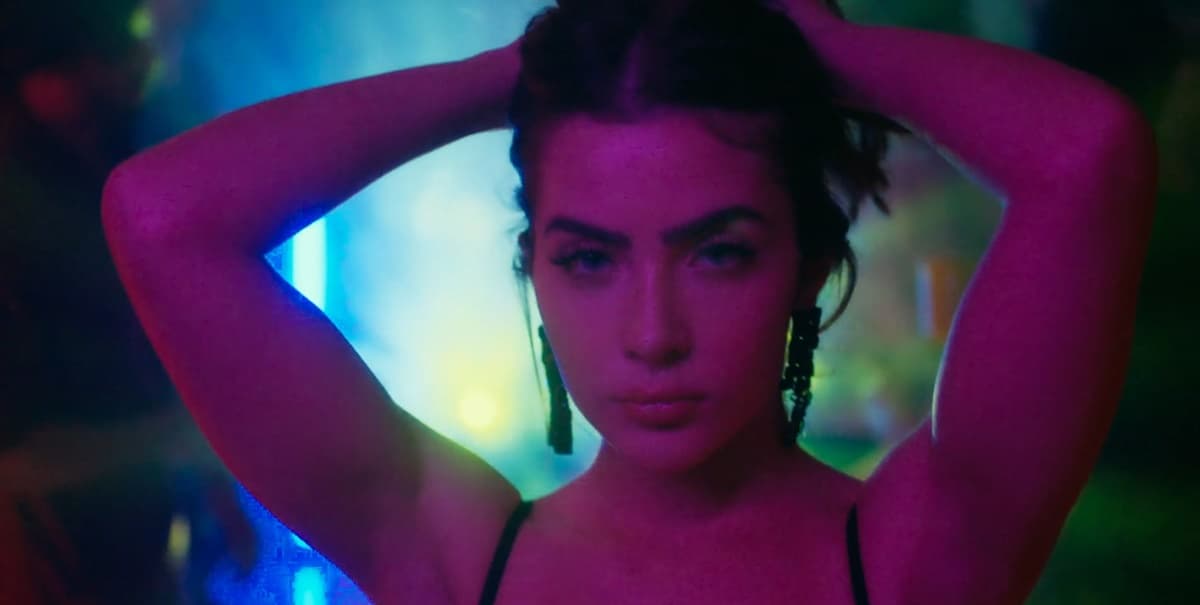 Jade Picon em cena de Travessia (Reprodução/ Globo)