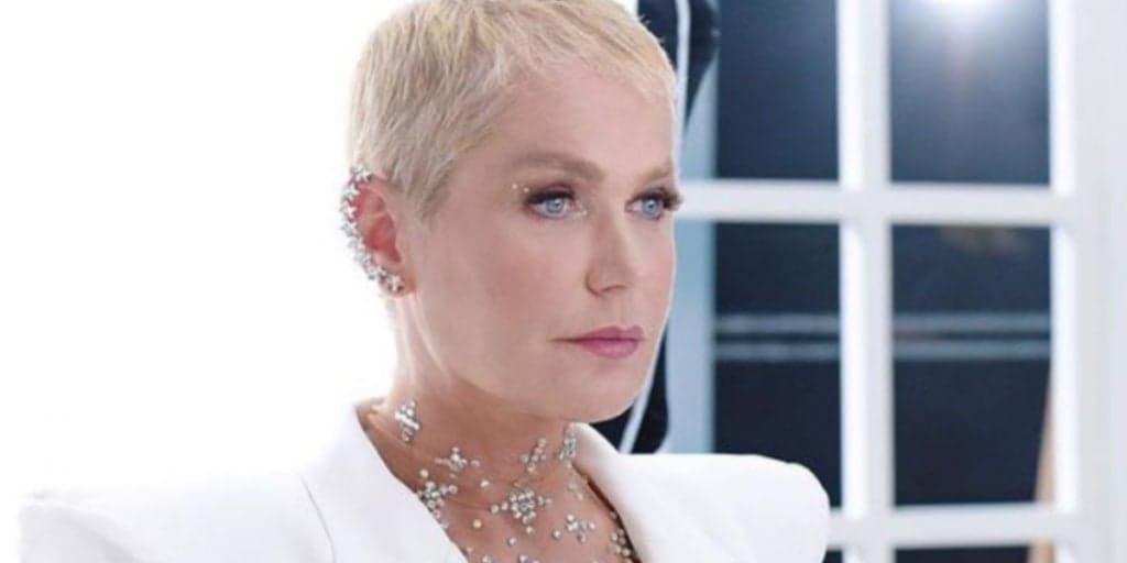 Xuxa ficou cara a cara com mulher que a traiu e a roubou, e confessou toda situação: "Muito difícil"