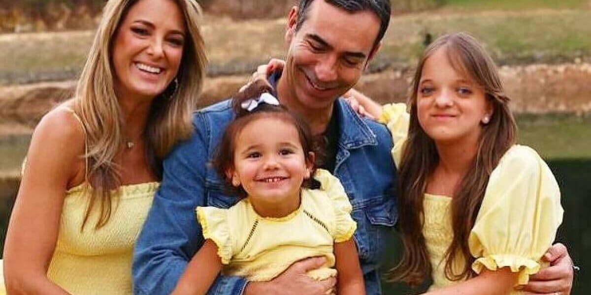 César Tralli, Ticiane Pinheiro, a pequena Manuella e sua enteada Rafinha Justus (Foto Reprodução/Internet)