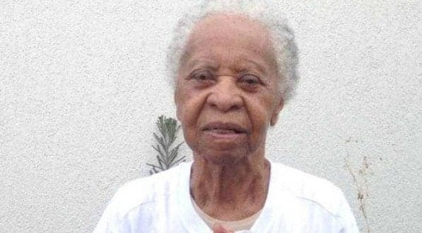 Mãe do rei Pelé aos 100 anos (Foto: Reprodução) Mãe do rei Pelé aos 100 anos (Foto: Reprodução)
