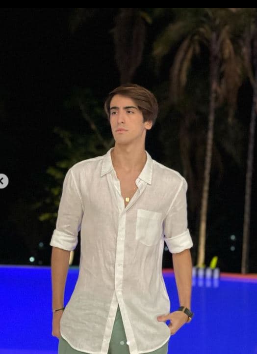 Único filho homem de Glória Pires, adora exibir seu corpo sarado em suas redes sociais, e sem dúvidas é um dos mais gatos do Brasil - Foto Reprodução