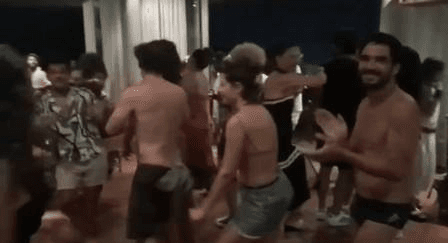 Elenco de 'Mar do Sertão' durante a festa (Foto: Divulgação)