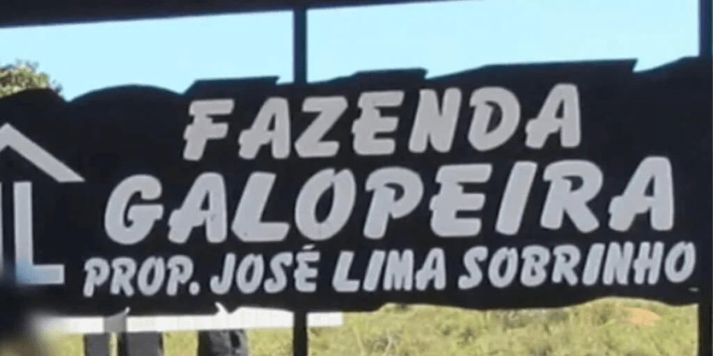 Placa na entrada da fazenda de Chitãozinho (Foto: Divulgação) Placa na entrada da fazenda de Chitãozinho (Foto: Divulgação)