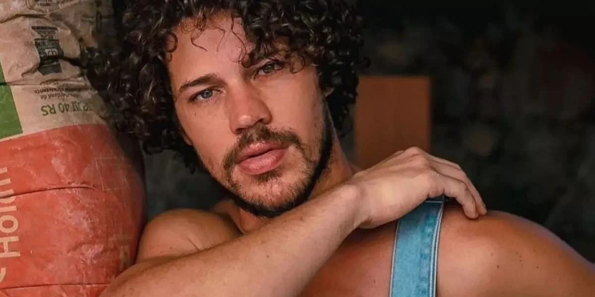 http://tvfoco.uai.com.br/wp-content/uploads/2015/05/Daniela-Mercury.jpg