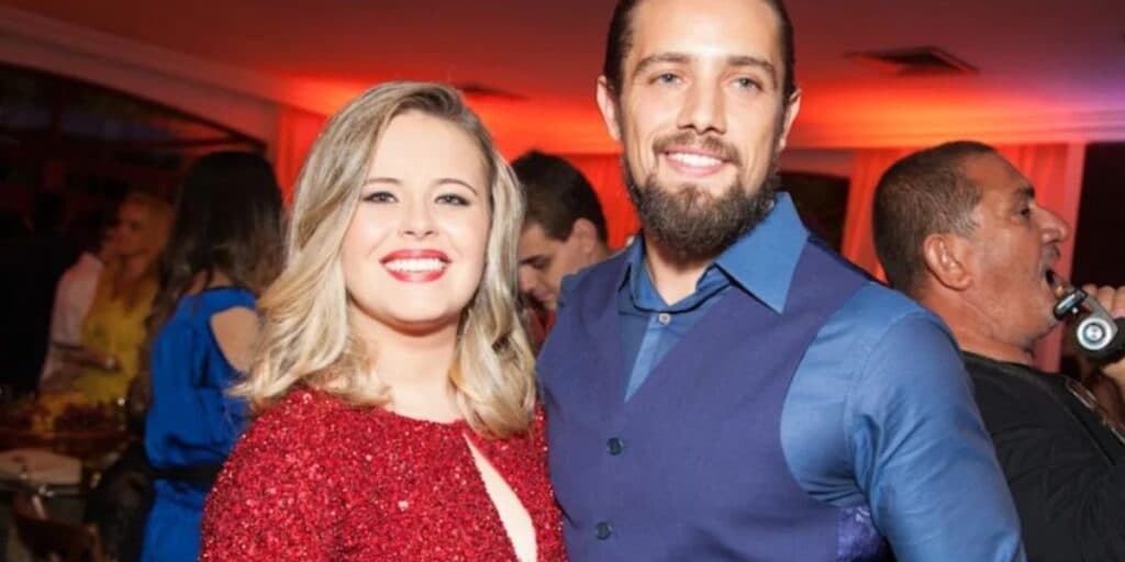Ex de Rafael Cardoso se vinga do ator e mostra no espelho o que conseguiu: “Me aguentem”