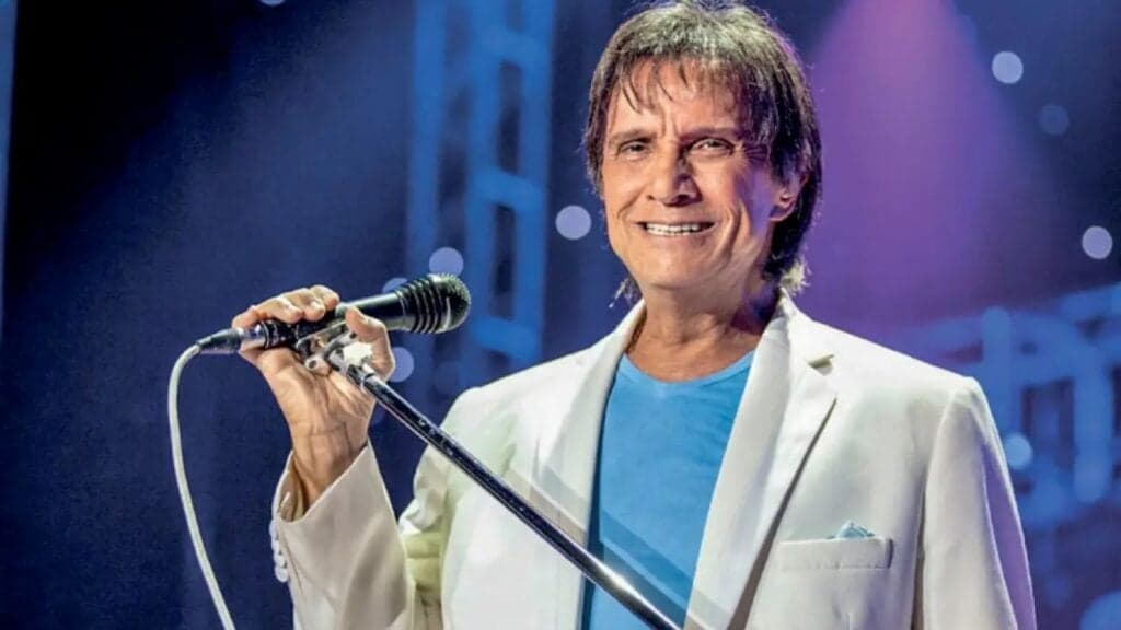 Roberto Carlos tem foto chocante e inédita ainda adolescente e público vai ao chão com aparência