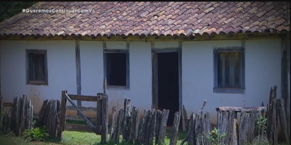http://tvfoco.uai.com.br/wp-content/uploads/2015/05/Daniela-Mercury.jpg