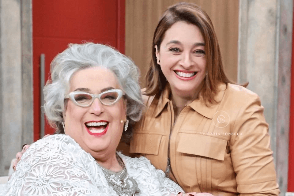 http://tvfoco.uai.com.br/wp-content/uploads/2015/05/Daniela-Mercury.jpg